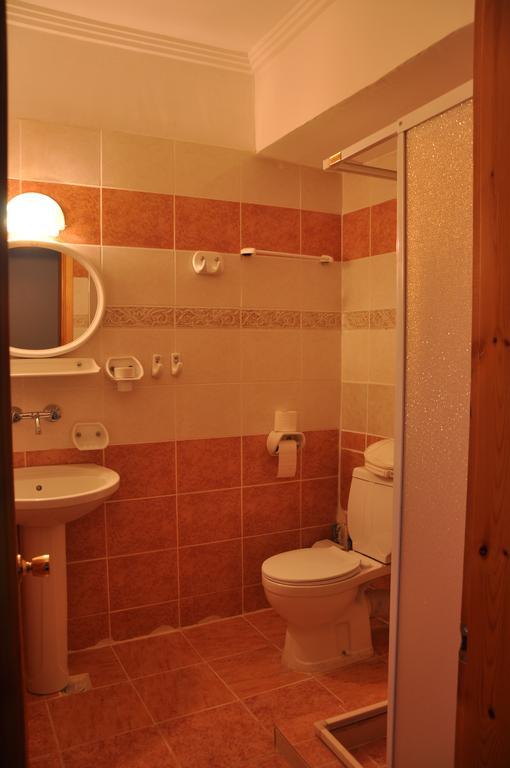 Lambada Hotel ألتينولوك الغرفة الصورة