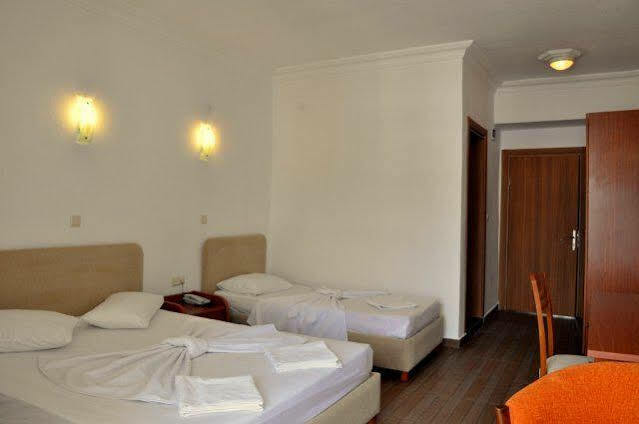 Lambada Hotel ألتينولوك المظهر الخارجي الصورة